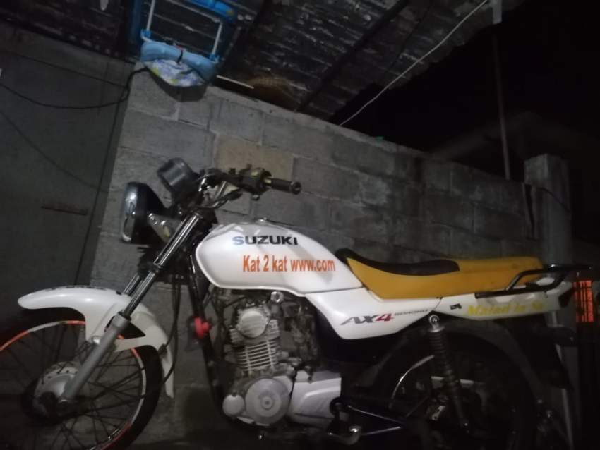 Suzuki  ax4 110cc - 1 - Roadsters  on Aster Vender