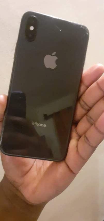 iphone  - 2 - iPhones  on Aster Vender