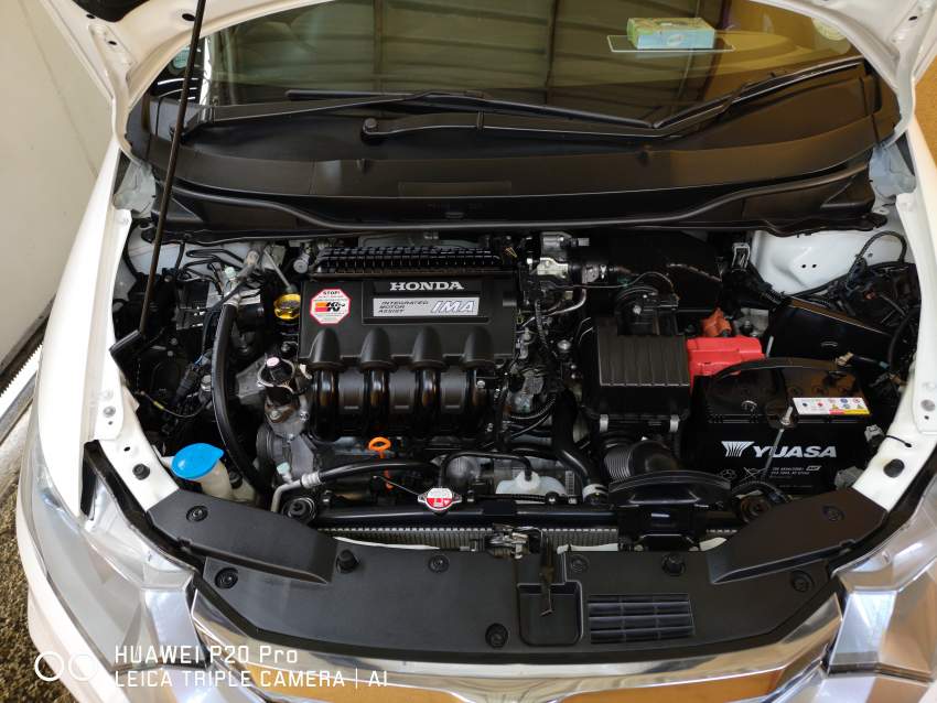 Honda insight hybrid  - 2 - Family Cars  on Aster Vender