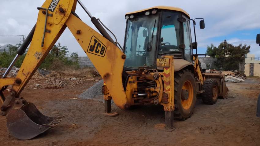 Construction Plant & Machinery on Aster Vender