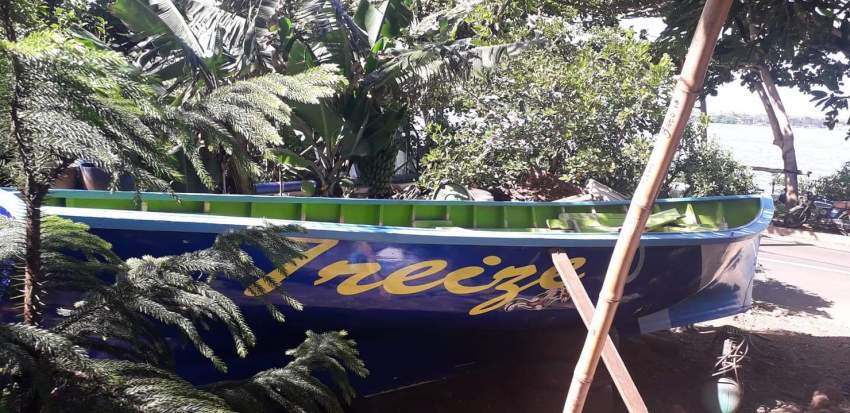 Wooden boat, almost new - 0 - Boats  on Aster Vender