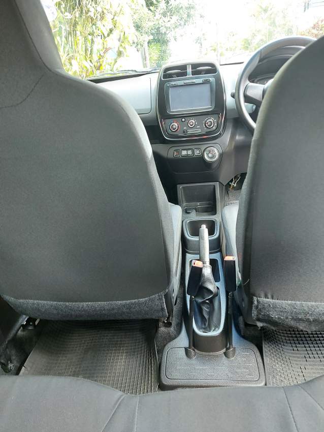 Renault Kwid 2018 (Automatic) - 6 - Compact cars  on Aster Vender