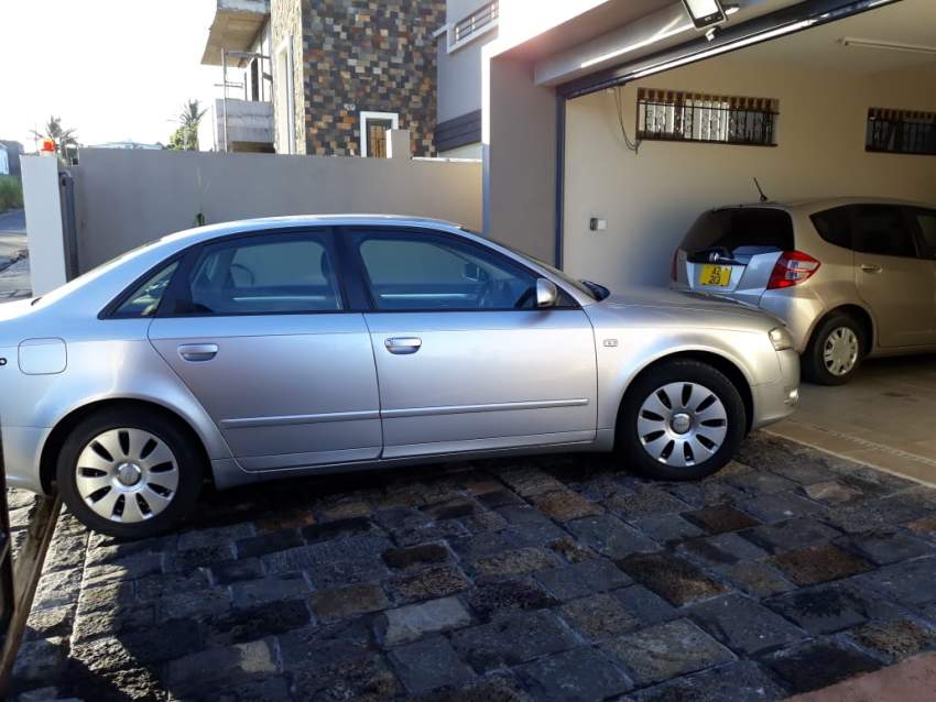 Audi 2009 - 2 - Family Cars  on Aster Vender