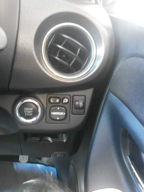 TOYOTA VITZ JEWELA 1320cc - 8 - Family Cars  on Aster Vender