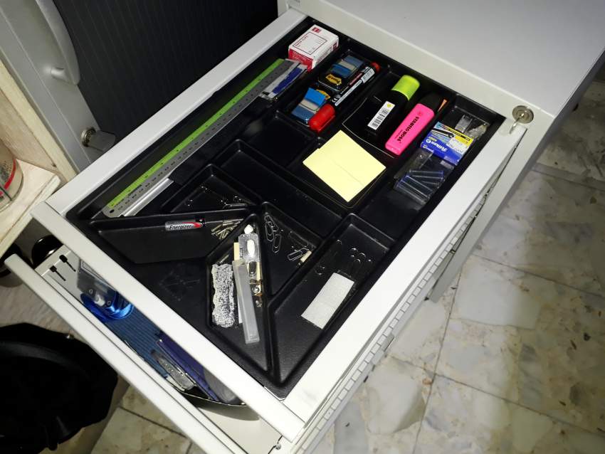 Caisson de bureau - 2 - Others  on Aster Vender