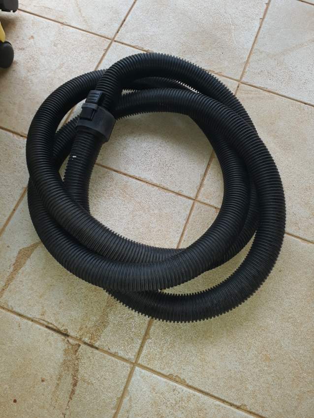 Aspirateur Karcher MV5 Premium  - 2 - All household appliances  on Aster Vender