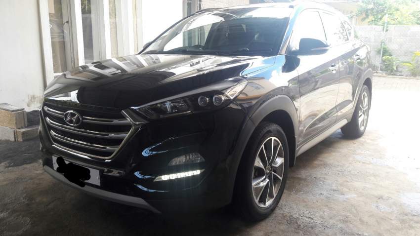 Hyundai Tucson 1.6L Turbo - 5 - SUV Cars  on Aster Vender