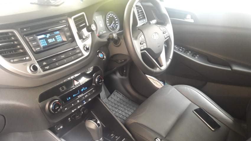 Hyundai Tucson 1.6L Turbo - 1 - SUV Cars  on Aster Vender