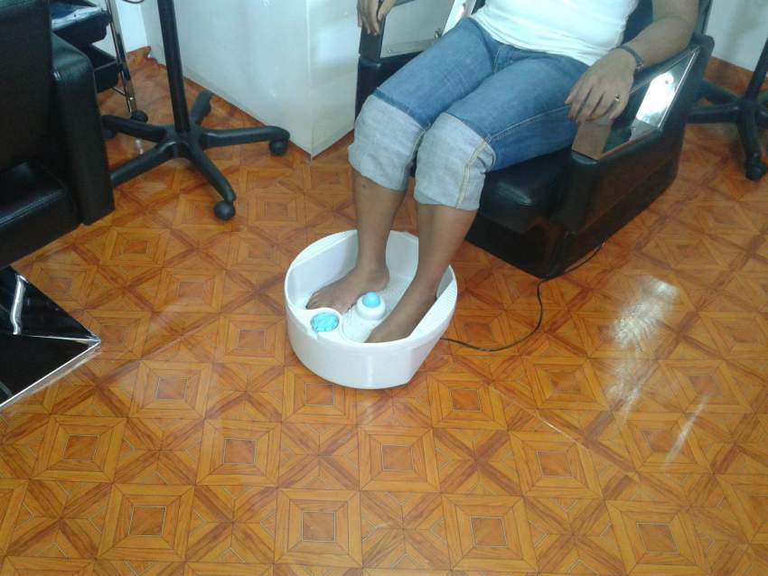 Beauty Salon - 1 - Office Space  on Aster Vender