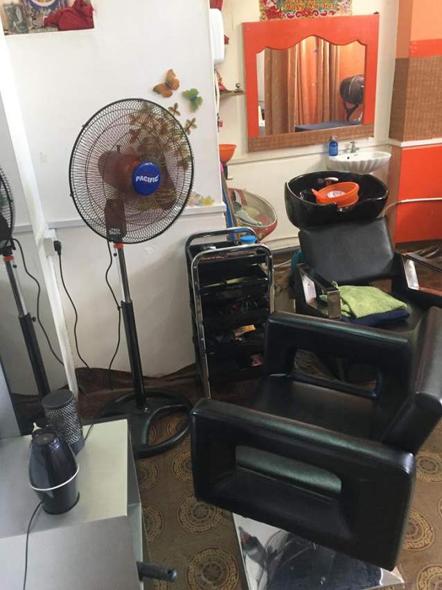 Beauty Salon - 7 - Office Space  on Aster Vender