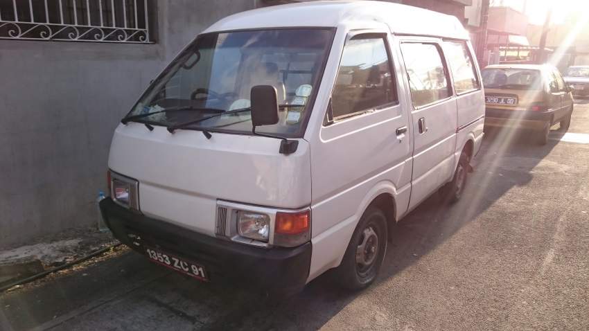 NISSAN VANETTE 6 seat - 2 - Passenger Van  on Aster Vender
