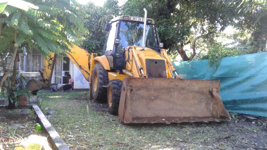 JCB 3cx - 0 - Excavator & Loader  on Aster Vender