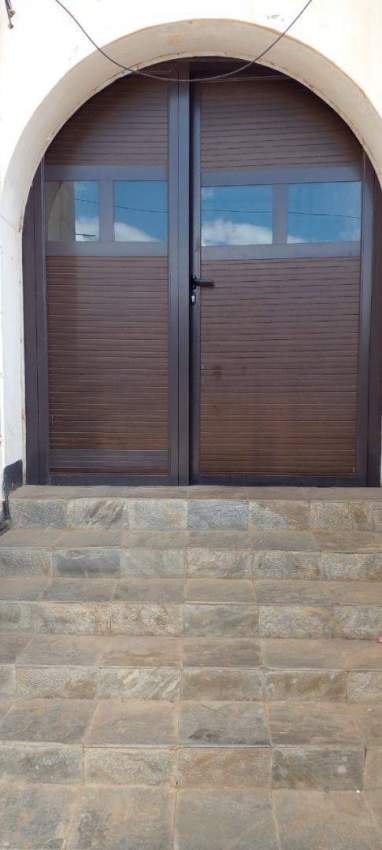 APPARTEMENT AU 1ER ÉTAGE - 3 CHAMBRES - 126M² - 2 - Apartments  on Aster Vender