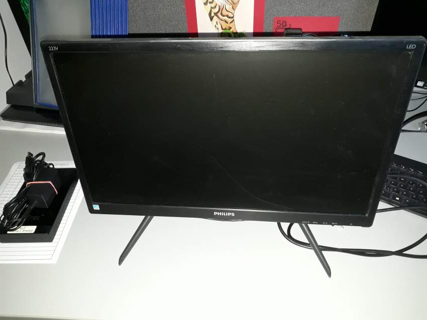 Ecran Philips TFT LCD - 1 - LCD Monitor  on Aster Vender