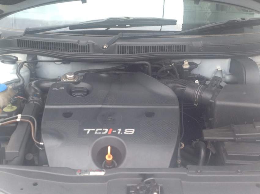 VW GOLF 4 1.9 TDI YEAR 1999 - 2 - Compact cars  on Aster Vender