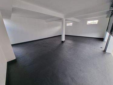 Commercial building for rent at Allee Brillant Road Castel - 7 - Commercial Space  on Aster Vender