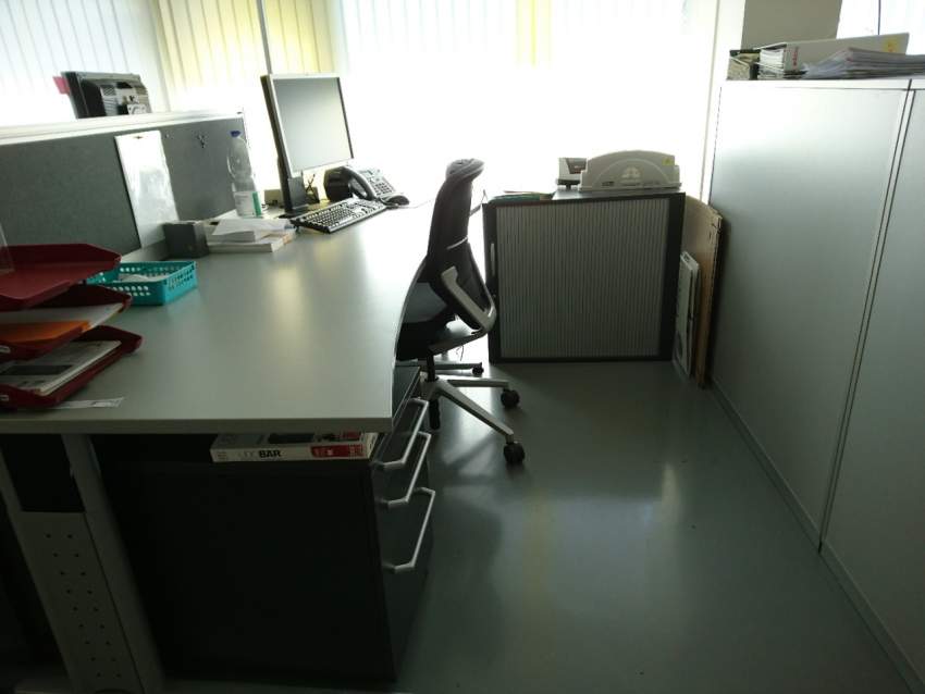 Tables de bureau - 2 - Desks  on Aster Vender