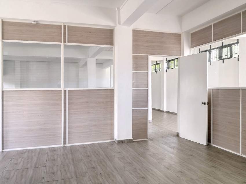 (Ref. MA7-765) Local commercial sur la Route Royale de Pte aux Biches - 5 - Commercial Space  on Aster Vender