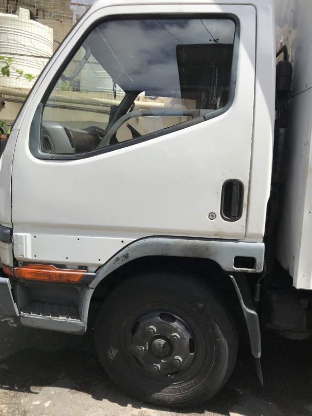 Mitsubishi Canter - 1 - Small trucks (Camionette)  on Aster Vender