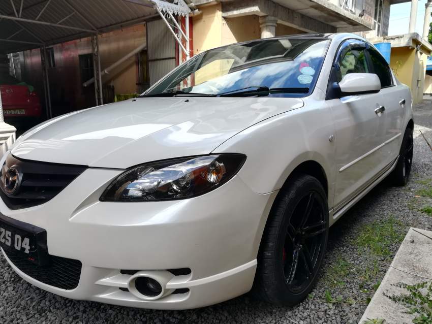 Mazda 3 axela 1490cc with sunroof - 8 - Family Cars  on Aster Vender