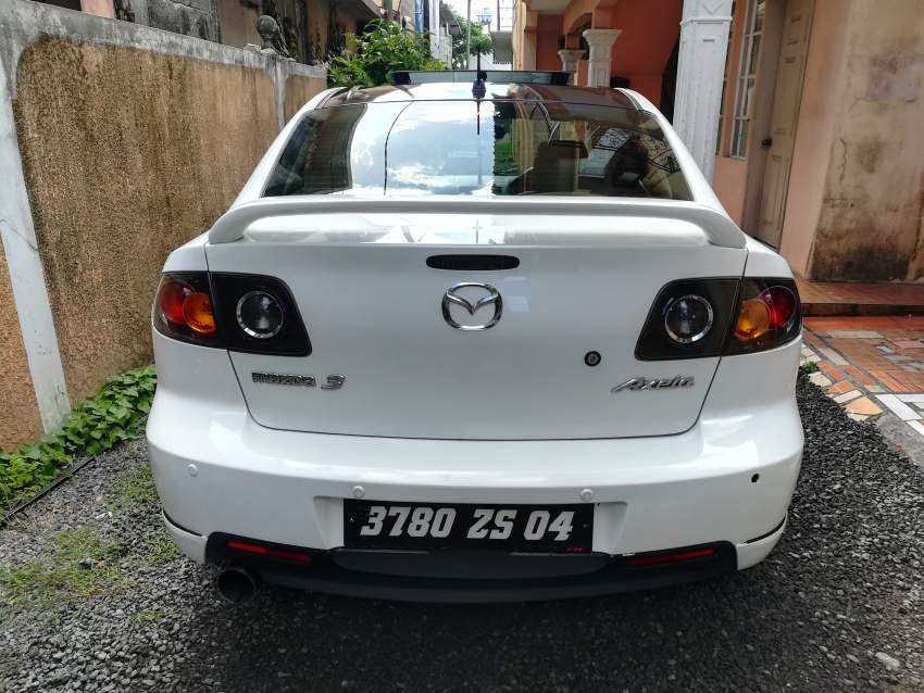 Mazda 3 axela 1490cc with sunroof - 3 - Family Cars  on Aster Vender