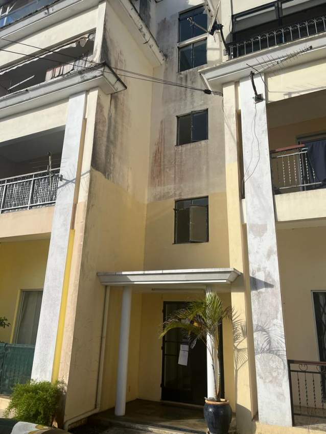 Private Apartment with: -(80M²)- (For SALE)-Phoenix - 1 - Apartments  on Aster Vender