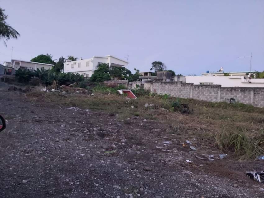 Commercial land and building  at Royal Road, Riambel, Surinam - 2 - Building  on Aster Vender