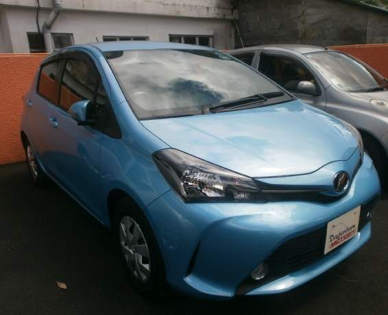 TOYOTA VITZ AUTOMATIC - REAR CAMERA - 1 - Family Cars  on Aster Vender