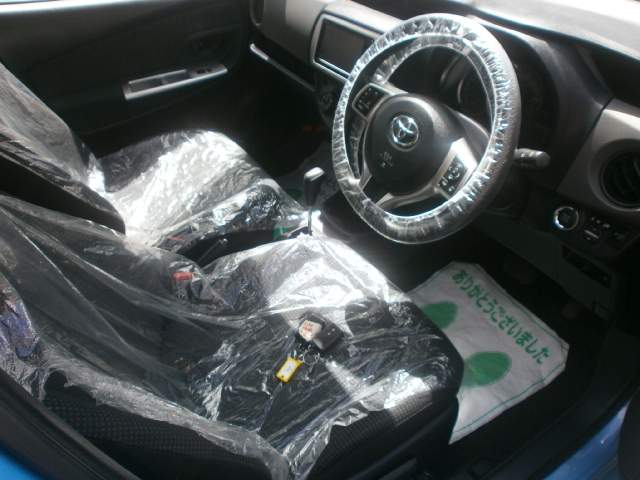 TOYOTA VITZ AUTOMATIC - REAR CAMERA - 3 - Family Cars  on Aster Vender