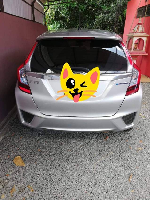 Honda Fit Hybrid  - 2 - Sport Cars  on Aster Vender