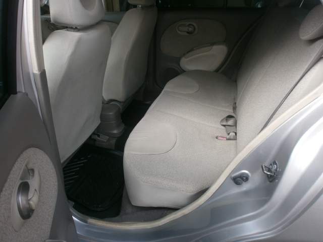 Nissan March Ak 12 - 5 - Compact cars  on Aster Vender