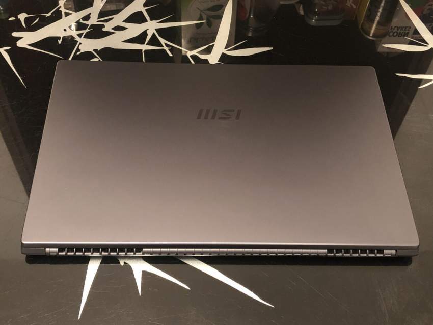 MSI Modern 15 Ryzen 5500u - 0 - Laptop  on Aster Vender