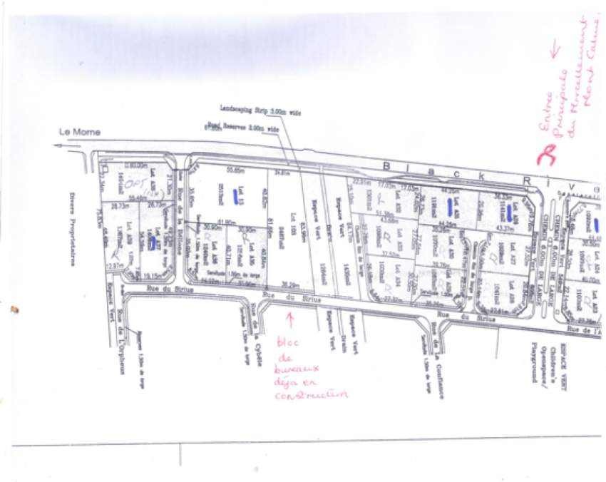 Nice land in well sort after residential gated developement in Tamarin - 2 - Land  on Aster Vender