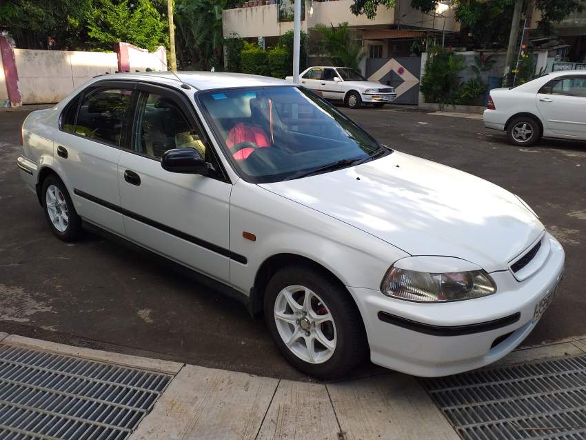 Honda Civic 1493cc - 3 - Family Cars  on Aster Vender