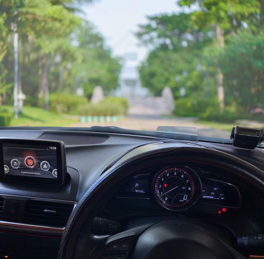 Car for sale  - 1 - Family Cars  on Aster Vender