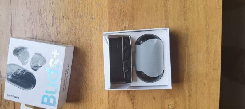 Samsung galaxy buds plus  - 2 - Other phone accessories  on Aster Vender