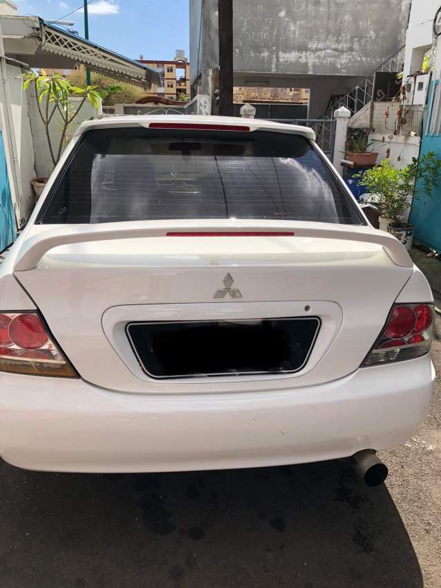 Mitsubishi Lancer GLX  - 2 - Family Cars  on Aster Vender