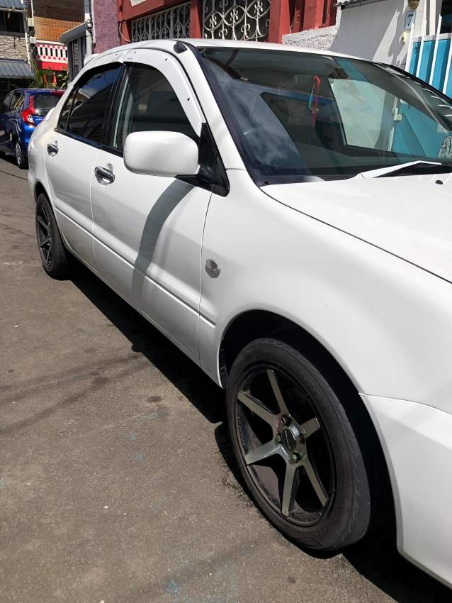 Mitsubishi Lancer GLX  - 3 - Family Cars  on Aster Vender