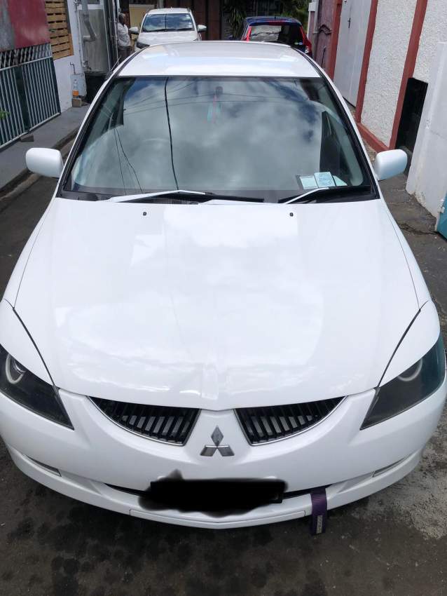 Mitsubishi Lancer GLX  - 6 - Family Cars  on Aster Vender