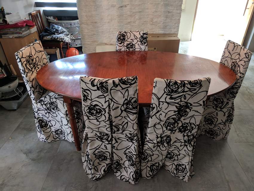 Table et 6 chaises en teck - 1 - Tables  on Aster Vender