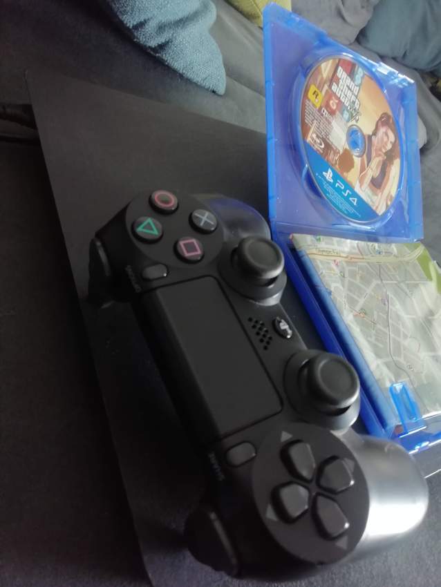 PS4 for sale or Exchange for Iphone - 1 - PlayStation 4 (PS4)  on Aster Vender