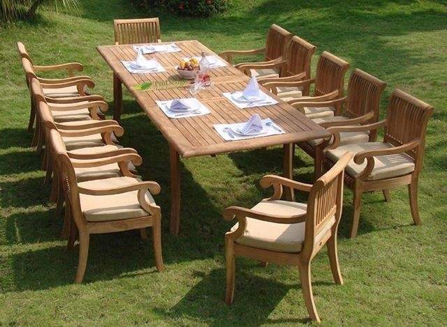 Outdoor Table Set on Aster Vender