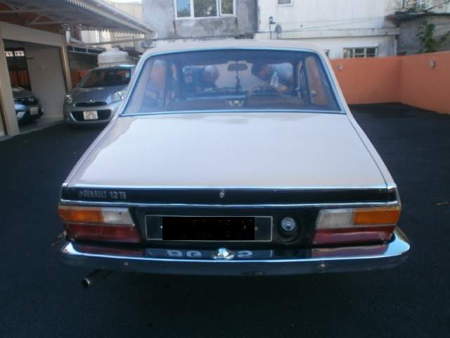 Renault 12 TL - 2 - Vintage Car  on Aster Vender