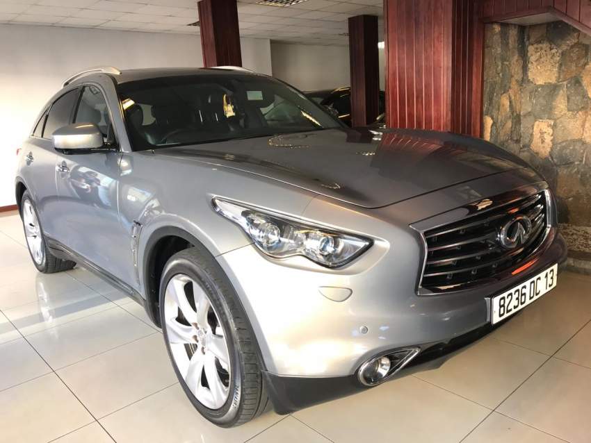 INFINITI FX30D FOR SALE  - 3 - SUV Cars  on Aster Vender