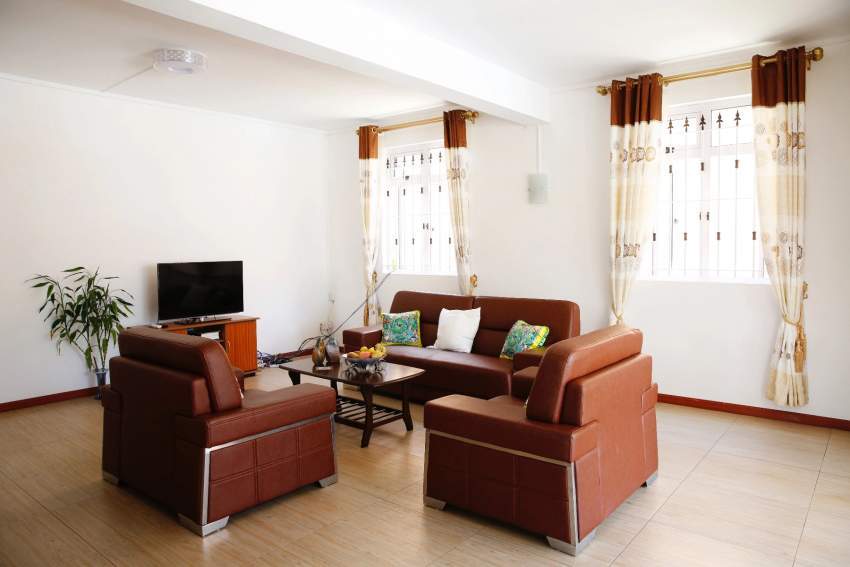 Crown Daisy Villa  - 3 - Villas  on Aster Vender