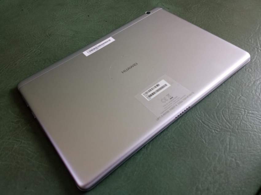 Huawei MediaPad T3 - 1 - Tablet  on Aster Vender