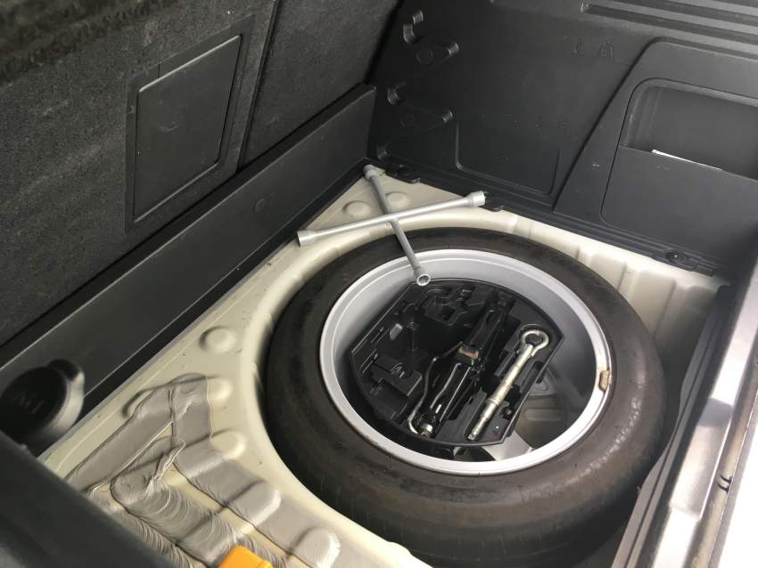 Peugeot 3008 Executive Crossover - 6 - SUV Cars  on Aster Vender