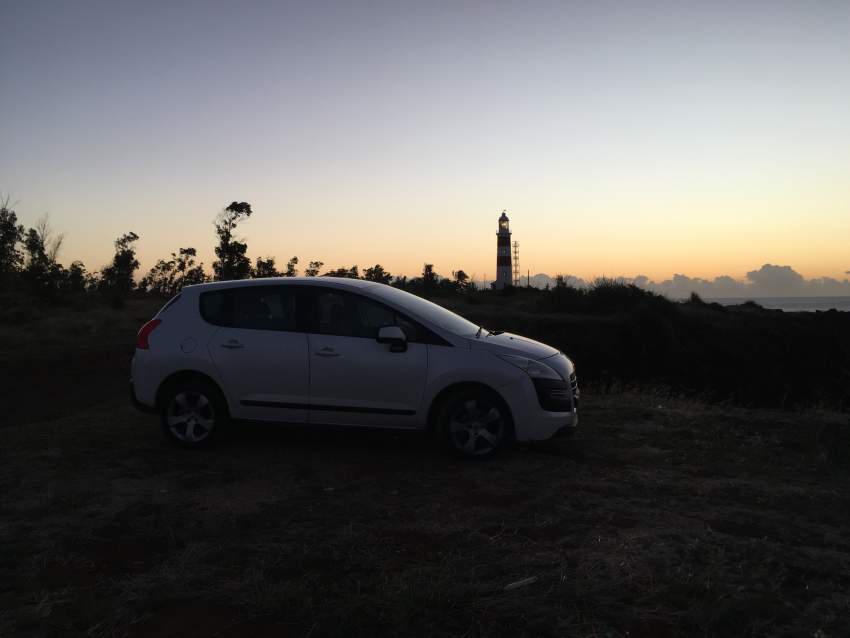 Peugeot 3008 Executive Crossover - 0 - SUV Cars  on Aster Vender