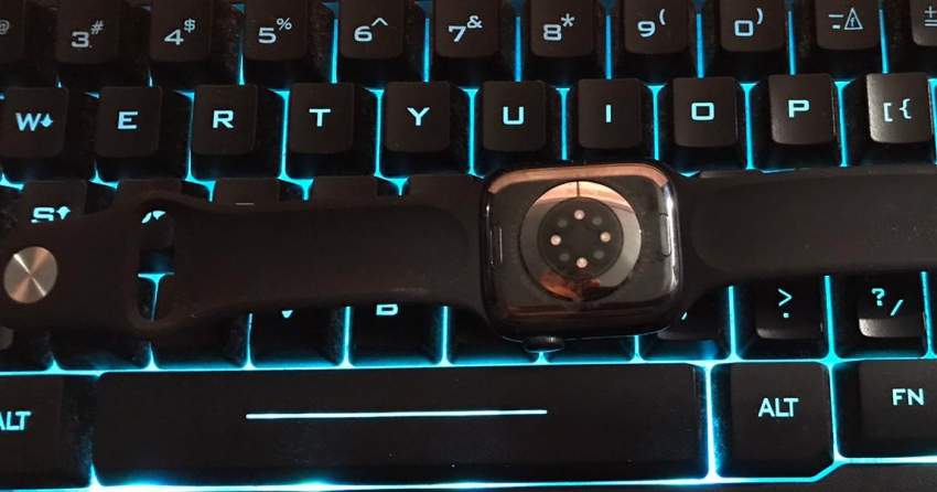 APPLE WATCH SERIES 7 - 1 - Smartwatch  on Aster Vender