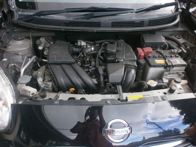 Nissan March Yr Az 12 Automatic - 7 - Family Cars  on Aster Vender